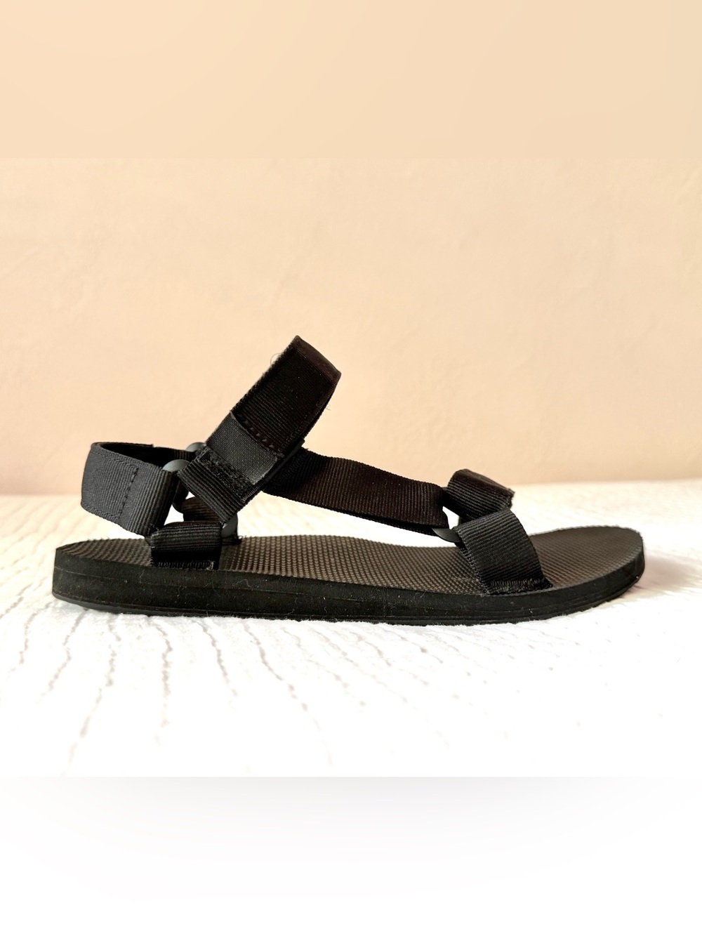 Teva Original Universal Sandal Men’s 8 black